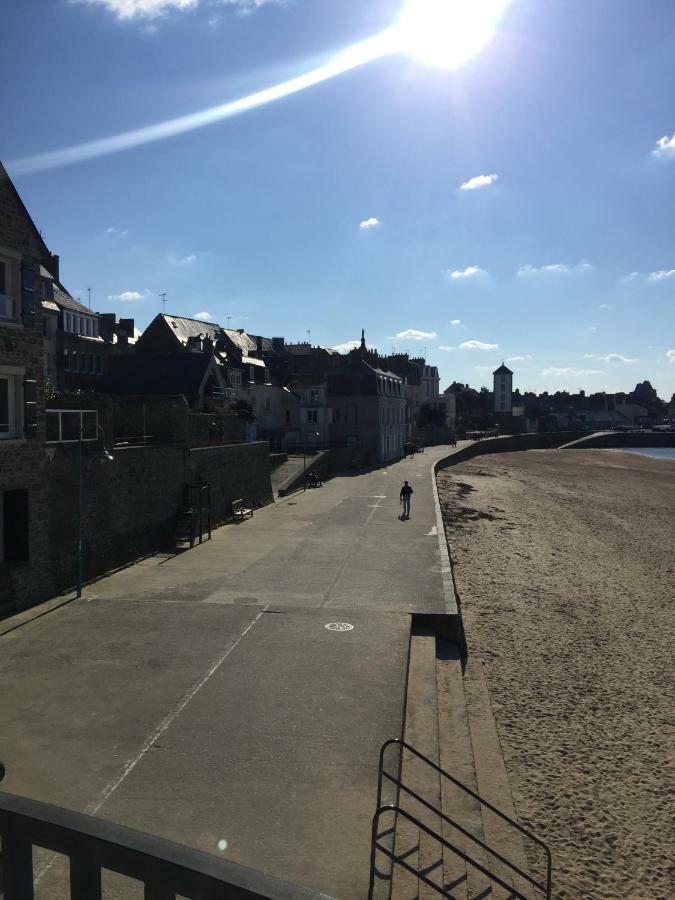 Studio Bord De Plage Des Bas Sablons Saint Malo Exterior photo